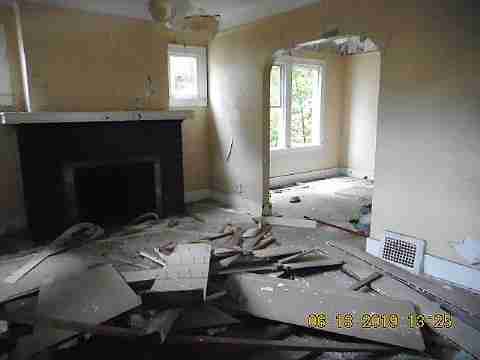 10310 Aurora (9)_m.jpg